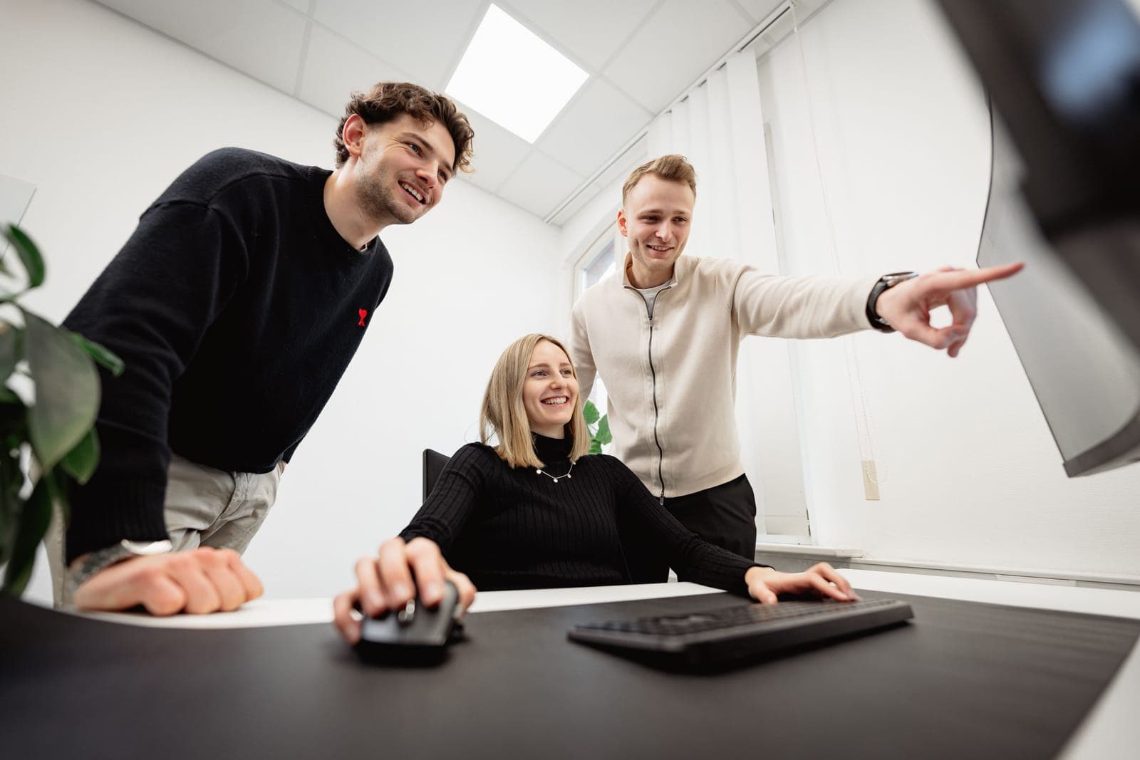 Unser Team bei der gemeinsamen Arbeit